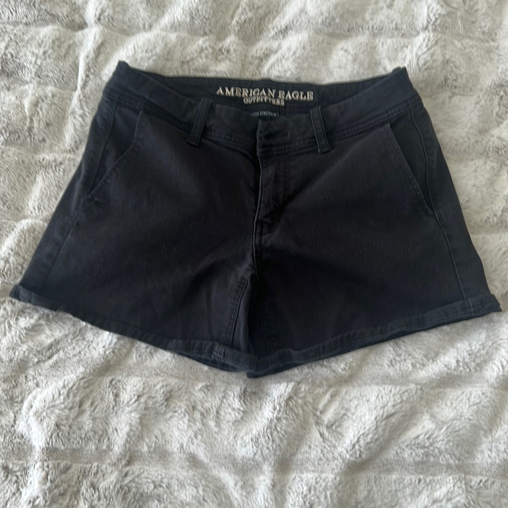 American Eagle black shorts